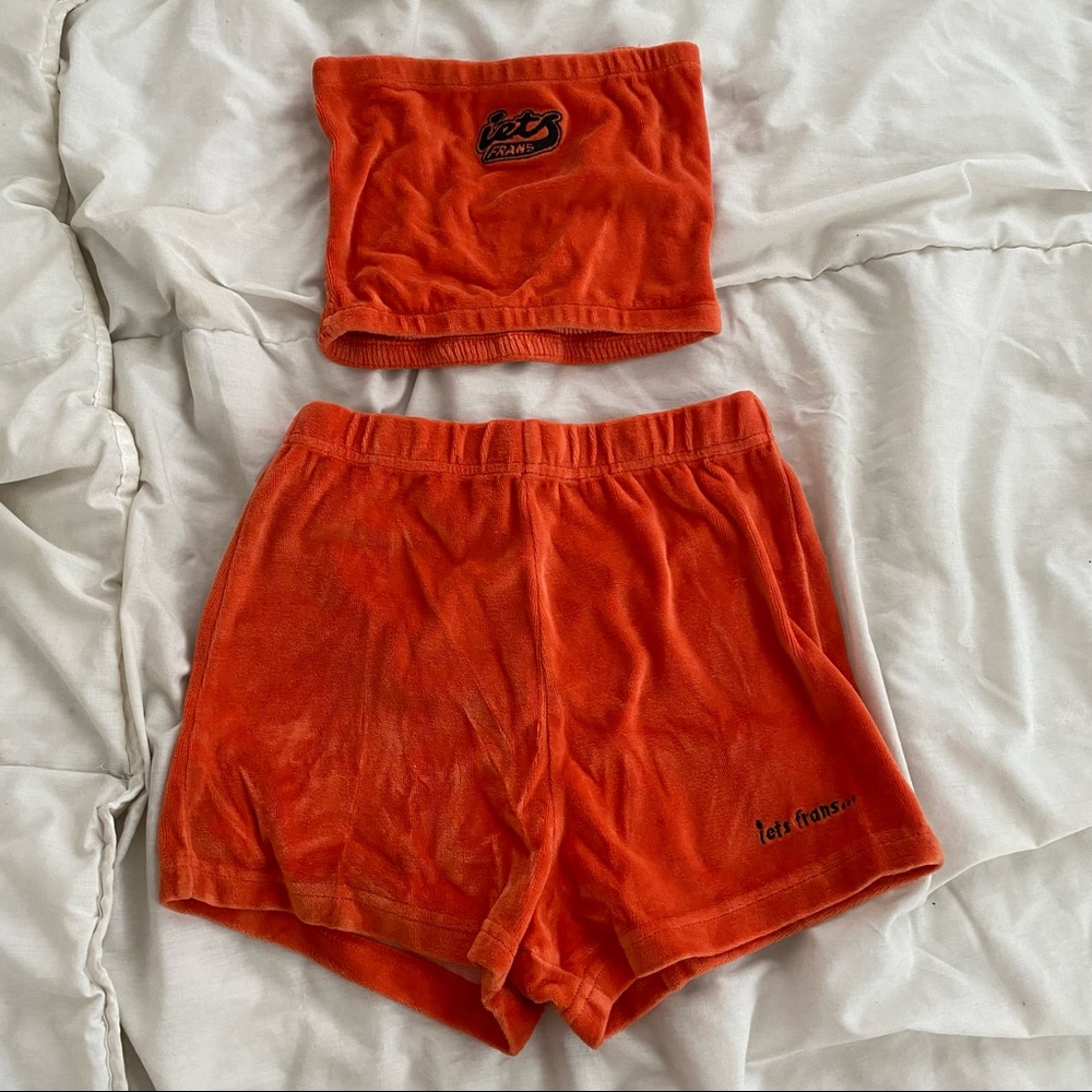 Iets frans velour tube top and shorts set